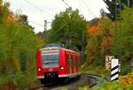 Auf dem Weg nach Neustadt Weinstraße Hbf ist hier der 425 252 bei der Einfahrt in Neckargerach zusehen 26.10.2020n Montag den