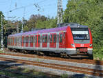 Die S3 (422 578-5) macht sich Anfang August 2018 am Hattinger Bahnhof wieder auf dem Rückweg nach Oberhausen.