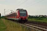 422 034-9 ist mit einer S8 nach Wuppertal Oberbarmen  gerade aus Kleinenbroich ausgefahren....1.8.2014