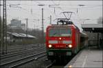 Von den am 05.01.2008 in Bochum gesichteten 143er gefllt mir die Dsseldorfer 143 602 am besten. Hier fhrt die Lok mit einer S1, von Dortmund nach Dsseldorf, in Bochum-Ehrenfeld ein.
