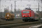 143 309 beschleunigt mit ihrer S1 nach Dsseldorf aus dem Haltepunkt Bochum-Ehrenfeld Richtung Essen. (05.01.2008)