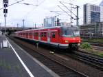 Ein Kurzzug der S-Bahn-Baureihe 420 der DB verlt den Dsseldorfer Hbf als Linie S 7 nach Solingen-Ohligs am 20. Juni 2008.