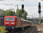 143 583-3 mit der S6 nach Essen bei der Ausfahrt in Leverkusen-Mitte 28.7.09