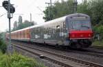 Leihwagen in S-Bahn......als Steuerwagen eingestellt! (Musste eine Zeit lang in Berlin aushelfen.) Am 27.5.2010 fuhr um kurz nach 8.00Uhr morgens ein Zug der Linie S8 mit dem Nacht-Express-Steuerwagen