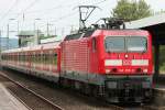 Die 143 259-0 zieht die S8 von Dortmund nach Mnchengladbach nach Wuppertal Vohwinkel am 01.08.2010