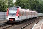 422 084-4 als S2 nach Dortmund Hbf. bei der Einfahrt in Castrop Rauxel Hbf. 1.6.2015