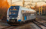 430 250/750 der S-Bahn Stuttgart bei der Einfahrt in den Marbacher Bahnhof.