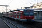 Station Ludwigsburg: Sichtung meiner lieblings - S-Bahn: ET 420 978-9 am 25.04.2011