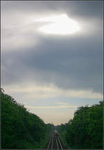 Die Sonne hat mir da ein Loch ins Bild gebrannt -     Auf der Suche nach einem günstigen Standpunkt um Wolkenformationen zu fotografieren, entstand dieser ungeplante  Schnellschuß , als