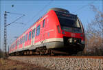 Der erste seiner Art - 

430 001 kurz vor der Station Rommelshausen auf der Stuttgarter S-Bahnlinie S2 nach Schorndorf.

25.01.2022 (M)