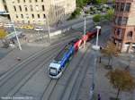 Saarbahn fhrt Haltestelle Hauptbahnhof an.