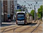 -Schienensalat- Die Saarbahn kurz vor dem Erreichen der Haltestelle Rmerkastell in Saarbrcken.