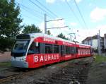 Saarbahn mit Werbung vom Bauhaus in der Saarbrcker Ludwigsstrae. Das Foto habe ich am 10.07.2011 gemacht.Das Betreten der Gleise an dieser Stelle ist erlaubt.