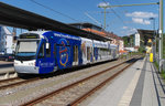 Saarbahn Triebwagen 1013 steht in Lebach Saar zur Abfahrt bereit.