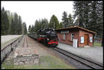 Dampflok 991794-9 der Fichtelbergbahn steht hier am 26.04.2019 um 12.00 Uhr mit einem Personenzug nach Oberwiesenthal abfahrbereit im Bahnhof Vierenstraße.