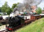 Die Hrtfeldmuseumsbahn HMB in der ich ein stolzes Mitglied bin, hat in den letzten Jahren und Jahrzehnten eingies wieder in leben erweckt, sowie diese Damplok der Nummer: Lok.12 sie fhrt nun von Neresheim Zentralstation der Hrtsfeldbahn nach Sgmhle Hp und zurck. Frher fuhr sie von Aalen nach Dillingen ber Unterkochen, Ebnat, Neresheim, Dischingen. Nun ist ein teilstck von Neresheim bis  zur Sgmhle wieder ins leben erweckt worde und wird an fahrtagen krftig befahren. Die Bahn wird in den nchsten jahren weiter gebaut und wird dan von Neresheim bis Dischingen fahren, dies sind dan rund 10km strecke. hier auf dem Bild ist Lok.12 vor der Abfahrt. Aufgenommen am 1.Juni 2007