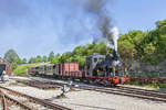 Damplok  WN 12 mit Historischer Zug der Härtsfeld-Museumsbahn am Bahnhof Neresheim am 11. August 2019.