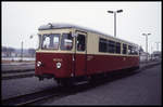 VT 187013 am 27.10.1996 im Bahnhof Stiege.