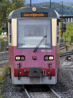 Der Triebwagen 187 019-5 fährt Anfang August 2018 in den Bahnhof Wernigerode ein.