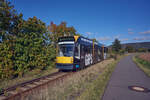 Wagen 203 der Stadtwerke Nordhausen war am 15.12.2024 als Zug 8717 auf dem Weg von Ilfeld nach Nordhausen Südharzklinikum. In Kürze wird der Haltepunkt Niedersachswerfen Ilfelder Straße erreicht.