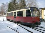 187 015-3 ist soeben in Hasselfelde angekommen und wird nach kurzem Aufenthalt nach Nordhausen Nord zurck fahren. 2004-03-12.