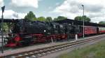 Bereit zur Abfahrt: Der Dixie-Train am 26.06.2010 in Quedlinburg. 99 7240 und 99 6101 in Doppeltraktion.