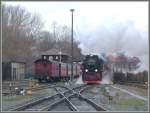 997237-3 mit Zug 8931 zum Brocken bei der Einfahrt in Wernigerode Westerntor.