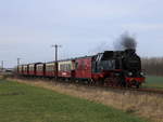 99 2323-6 mit MBB14619 von Kühlungsborn West nach Bad Doberan bei der Einfahrt im Haltepunkt Steilküste/Wittenbeck.05.01.2020 