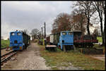 Betriebsruhe am 6.12.2024 für POLLO im Museum und Endbahnhof der Prignitzer Kleinbahn in Lindenberg. Zwei Kleindiesel V 10 überwintern offensichtlich im Freien.