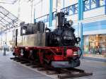 99 1590 im Chemnitz- Center bei einer Ausstellung anlsslich des 125-jhrigen Schmalspurjubilum in Sachsen, 14.07.06  