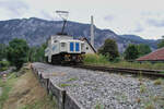 Zwischen dem Zementwerk in Kiefersfelden und dem Steinbruch in Wachtl in Tirol besteht eine Werkbahn, welche Kies transportiert.