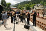 Für zünftige musikalische Begleitung bei der Eröffnungsveranstaltung zur Wiederinbetriebnahme des Weißeritztalbahnabschnitts Dippoldiswalde - Kurort Kipsdorf sorgten am 17.06.2017,