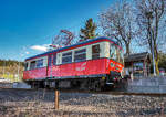 479 201-6 wartet an der Haltestelle Cursdorf, auf die Abfahrt als RB 29945, nach Lichtenhain an der Bergbahn.