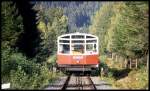 Die Oberweißbacher Bergbahn erreicht am 9.10.1992 die Bergstation Lichtenhain.
