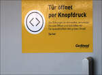 Dass dieses Schild notwendig ist ...

liegt nicht an der Dummheit der Bahnreisenden, sondern an der fragwürdigen Technik der Türöffnungseinrichtung. Obwohl mir das Problem bewusst war, habe ich dennoch ganz intuitiv nach nach dem griffähnlichen Teil (unten rechts) gegriffen um die Türe aufzuschieben. Die einzige Toilette des Stadler-Flirt-Triebwagen auf der Fahrt als IRE von Stuttgart nach Karlsruhe hatte danach eine Türstörung und deshalb nicht mehr benutzbar. Ich denke in der heutigen Zeit sollte es doch möglich sein, die Funktion so zu gestalten, dass man sowohl durch den Drücker als auch durch ein Anschieben der Türe, die Automatik der Türöffnung in Gang zu setzen.

In einem Talent-Triebwagen, der gut besetzt war stellt ich mich neben die Türe und lehnte mich seitlich an. Plötzlich hörte ich eine leise Stimme, was für ein Problem den vorliege. Ich dachte man höre versehentlich die interne Kommunikation der Zugbesatzung aber dann kam eine Durchsage: Das wäre der Lokführer der sich hier zu hören gewesen, weil wohl jemand beim Anlehnen mit seinem Hinterteil die Sprechtaste gedrückt habe. Ich schaute mich um und tatsächlich befand sich an dieser Stelle ein Sprechtaste um mit dem Lokführer in Kontakt treten zu können. Vermutlich für Rollstuhlfahrer recht tief angebracht und so war es für mich in Augenhöhe gar nicht aufgefallen....

23.08.2022 (M) 