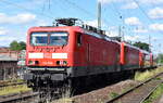 DB Regio AG - Region Mitte, Fahrzeugnutzer: Regionalverkehr Rhein-Main, Frankfurt am Main mit einem Lokzug mit  146 252  (NVR:  91 80 6146 252-2 D-DB ) +  146 130  (NVR:  91 80 6146 130-0 D-DB ) +