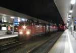 181 223-9 mit EN 409  Danubius  von Frankfurt(Main)Hbf nach Karlsruhe Hbf mit Kurswagen nach Wien und Budapest.Am 11.10.09 in Mannheim Hbf.