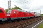 Am 15.06.2020 wurde die neue DB 245 028 von der RADVE 183 500 von Kassel nach Velim überführt. Hier zu sehen in Erfurt Ost.