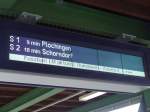 Eine DB Anzeigetafel der S-Bahn Stuttgart im Bahnhof Rohr mit Aktuellem Spielstand der EM 2008. (13.06.2008)