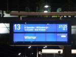 Zugzielanzeiger für den RE2 nach Wismar. Berlin Hbf am 02.09.2014.