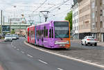 Die Linie 7 mit der Wagennummer 4111 auf dem Weg nach Zündorf.