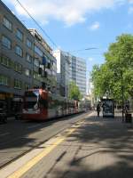 2 unbekannt gebliebene Wagen der Serie K4500 konnten am 27.5.13 unterwegs als Linie 9 Richtung Slz an der Halteste Zlpicherplatz abgelichtet werden.