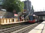 Fr den Neubau der oberirdischen Haltestelle  Severinstrae  wurde die Haltestelle provisorisch auf der Brckenrampe zur Severinsbrcke neu gebaut.