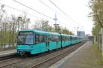 VGF Bombardier U5-25 Wagen 633+6xx+6xx am 06.04.19 in Frankfurt Niddpark als U1 