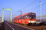 Kln Tw 2114 auf der Mlheimer Brcke, 15.12.1992.