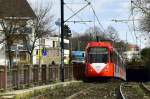 2412 auf der Tunnelrampe kurz vor der Haltestelle Wolffsohnstraße am 01.04.2015.