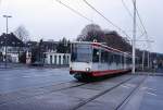 Wegbergang Wasserstrae,
ET 6015 auf Linie U35 hat den Tunnel verlassen und fhrt in Richtung Ruhruni.