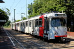 Düsseldorf Rheinbahn U 75 (GT8SU 3202 + 3204) Neuss, Theodor-Heuss-Platz (Hst.