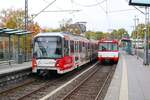 VGF Bombardier U5-25 Wagen 686 trifft auf Düwag U2 Wagen 133 am 27.10.24 im Rahmen einer Sonderfahrt in Frankfurt am Main