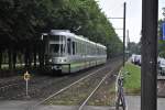 2591 in der Nienburger Strae/Hannover erreicht gleich die Haltestelle Leibnizuniversttt, am 04.07.2011.